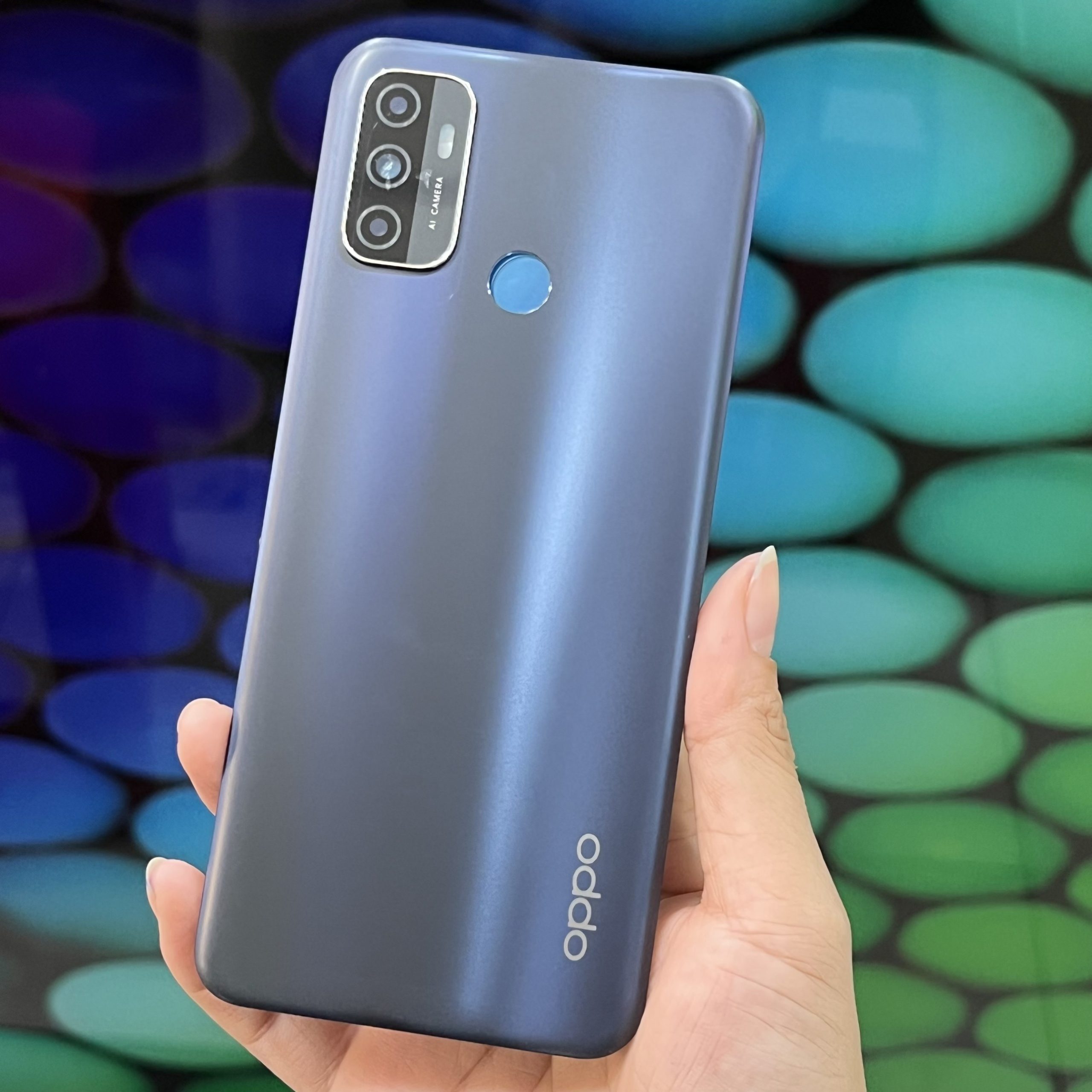 Lung-Kinh-Camera-Oppo-A53-Den